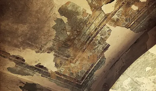 Air cleaning for water damage in historic buildings