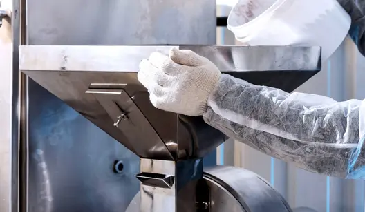 Humidity control and drying for active pharmaceutical ingredient manufacturing