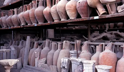 Humidity control and drying for artefact storage