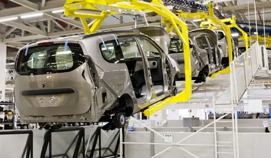 Air cleaning for vehicle assembly lines