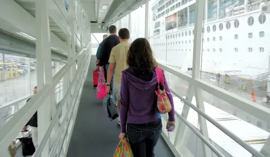 Air cleaning for ferry terminals