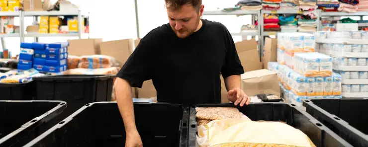 Kontrola wilgotności i osuszanie dla namiotów i namiotów magazynowych