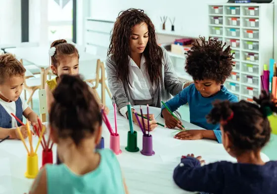 Få bukt med luftfuktigheten i hele utdanningsinstitusjonen