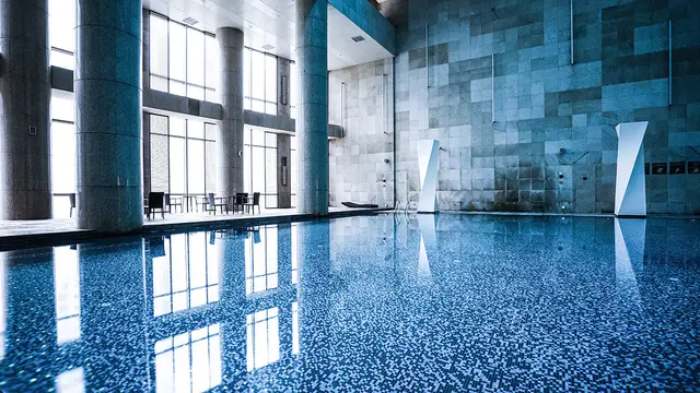 SET swimming pool web