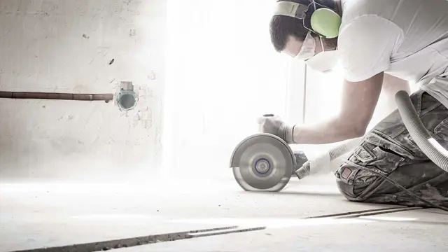 Heylo Insights Content construction worker dust