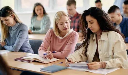 Luftfuktighetskontroll och torkning för skolor och utbildningslokaler
