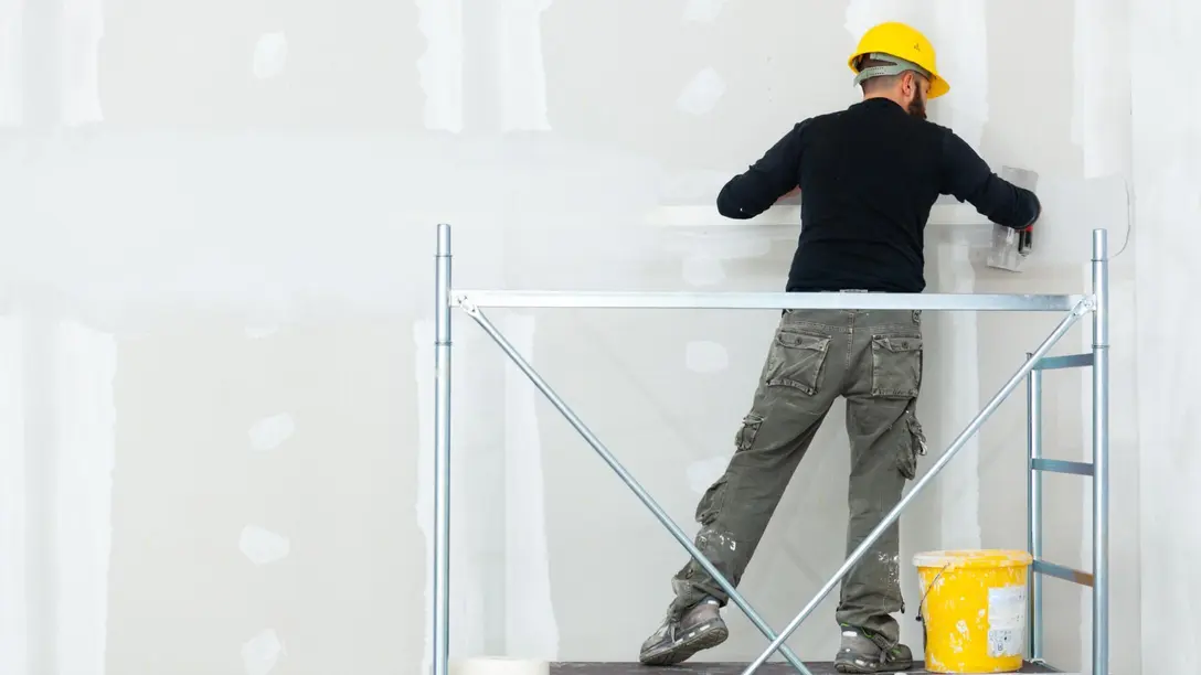 Humidity control and drying for plastering and painting