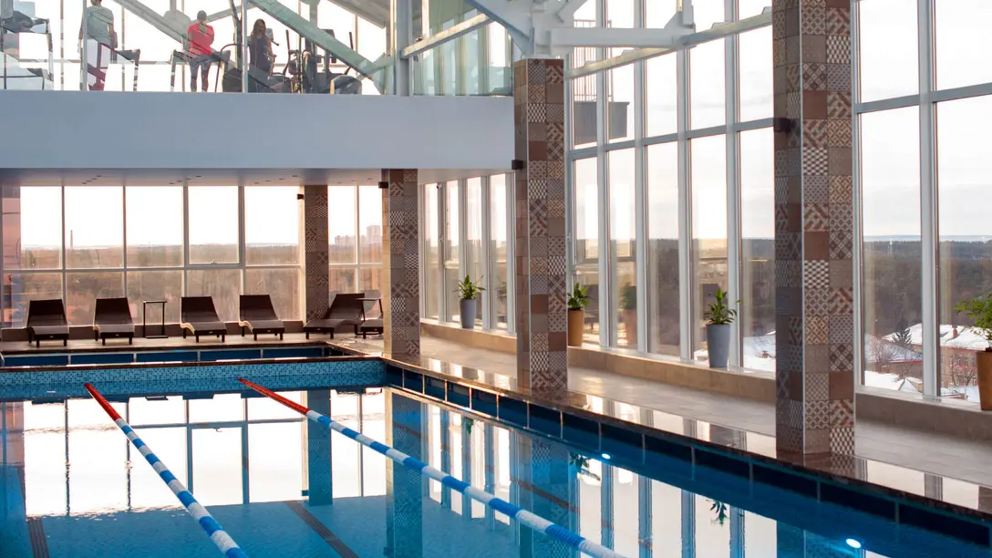 Humidity control and drying for hotel pool halls