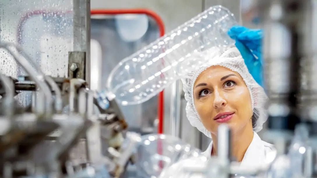 Air cleaning for plastic manufacturing plants