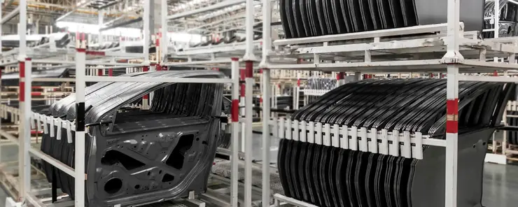 Controllo dell'umidità e asciugatura per i magazzini di ricambi automobilistici