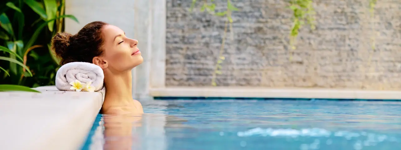 T2 swimming pool heating hero