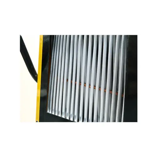 Wide spaces between evaporator tubes prevent clogging