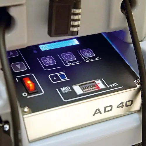 Aerial AD 40 control panel