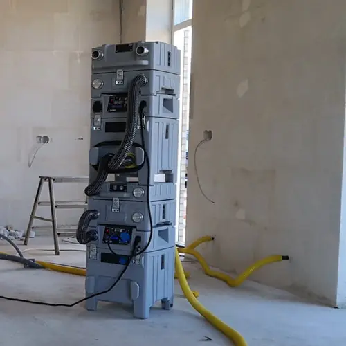 Torre Aerial AERCUBE in un cantiere