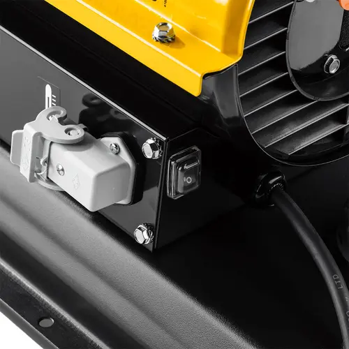 MASTER B 70 close up7 web