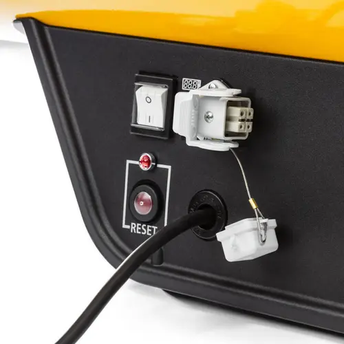 MASTER BLP 53 ET close up2 web