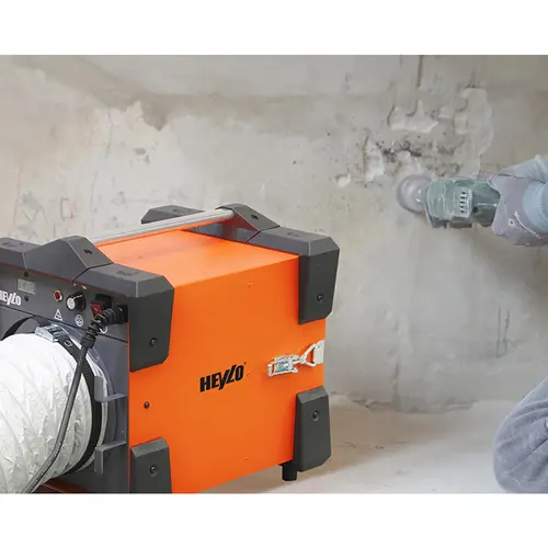 Heylo air cleaner PF 1000 on construction side