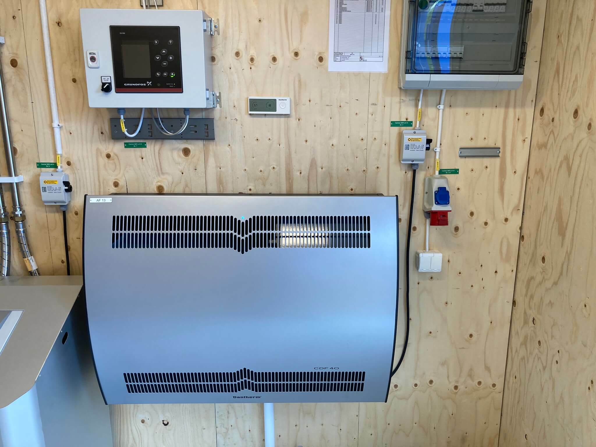 A Dantherm CDF 40 condensation dehumidifier in position