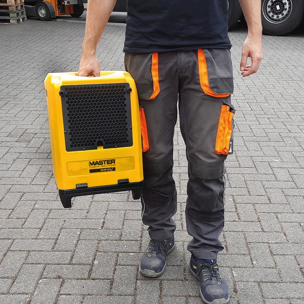 Easy to carry dehumidifier
